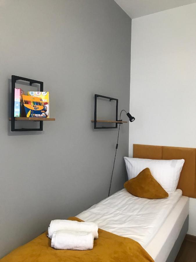 Apartament No82 Yellow Holiday Home Zator Eksteriør bilde
