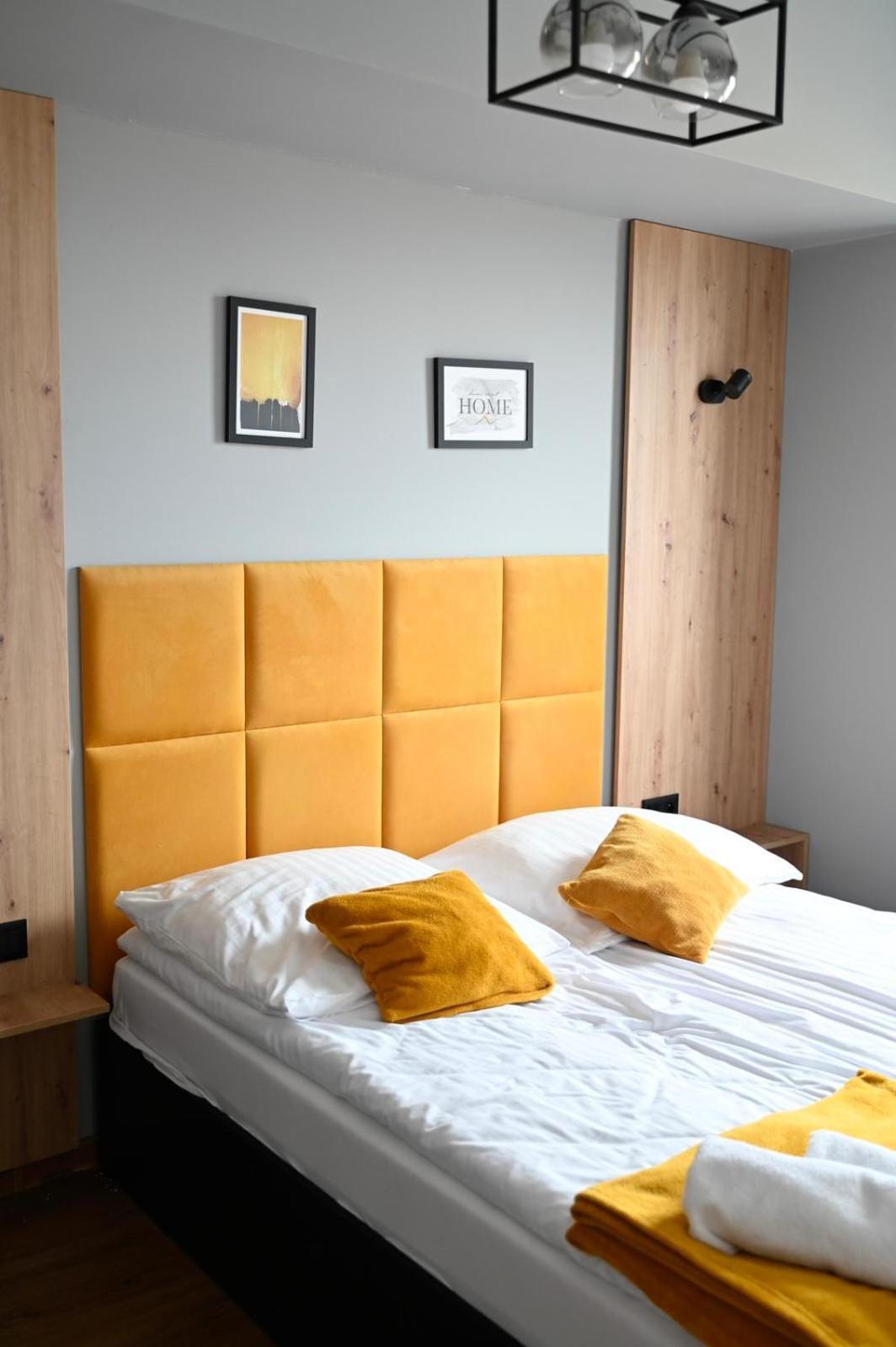 Apartament No82 Yellow Holiday Home Zator Eksteriør bilde